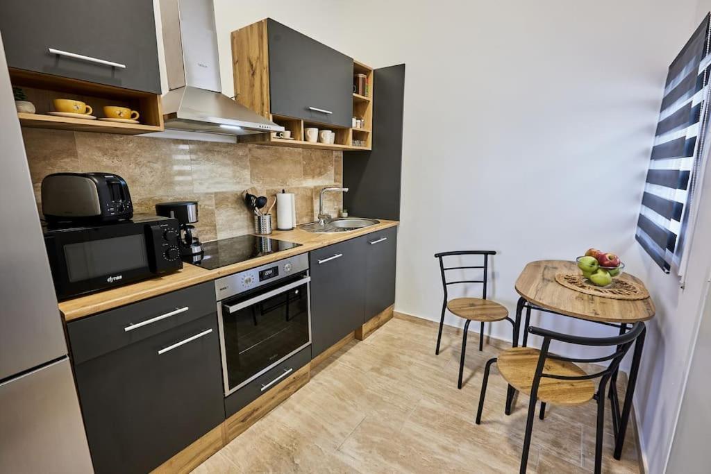 סופרון Varfal Apartman מראה חיצוני תמונה